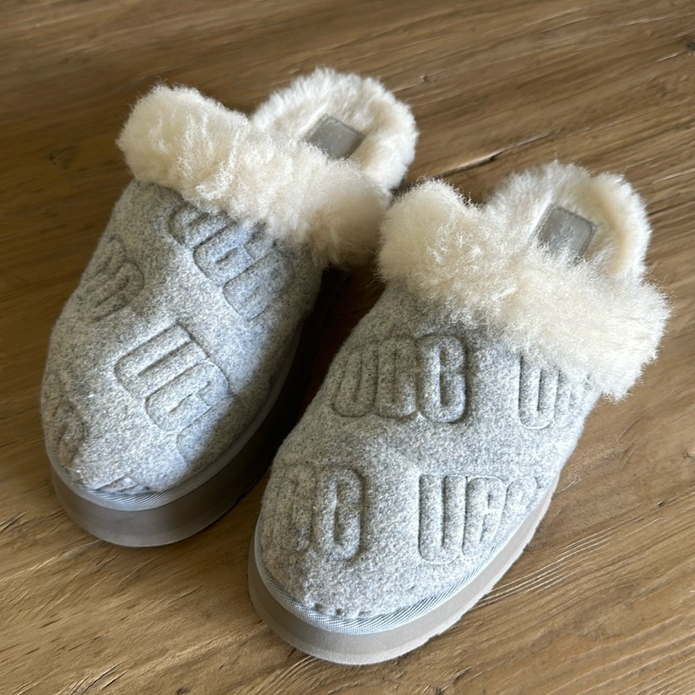UGG slippers gray flannel with shearling 8